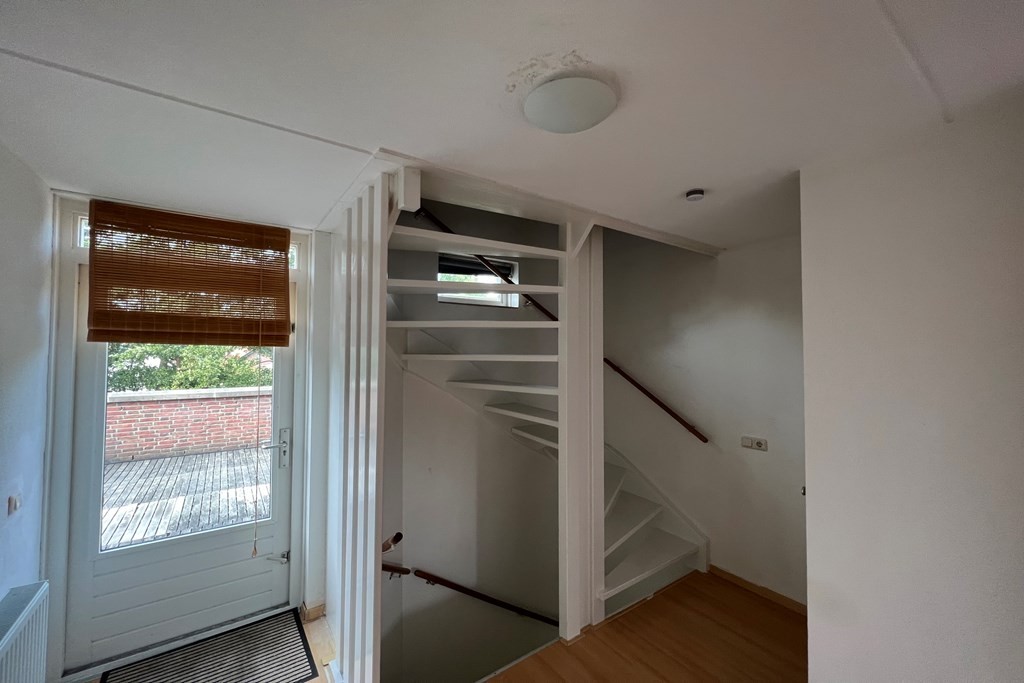 Tussenwoning te koop: Karel V laan 29, Gorinchem