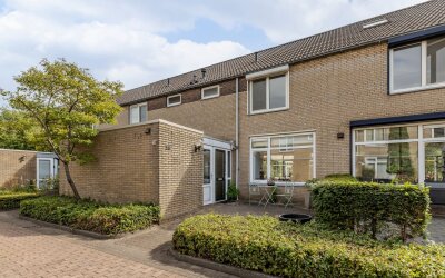 Dokter Bauerstraat 56
