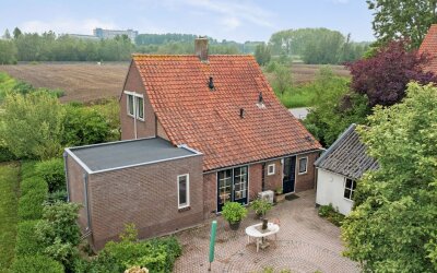 Haarweg 8