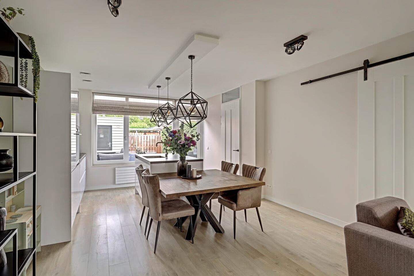 Tussenwoning te koop: Buitenbaan 97, Gorinchem