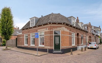 Huis te koop Nieuwstraat 2