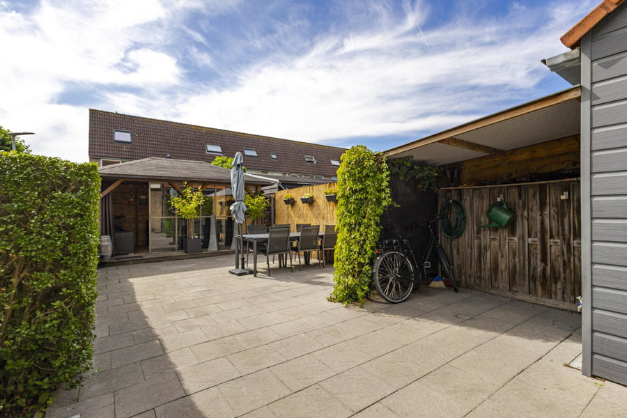 Hoekwoning te koop: De Schans 22, Ameide