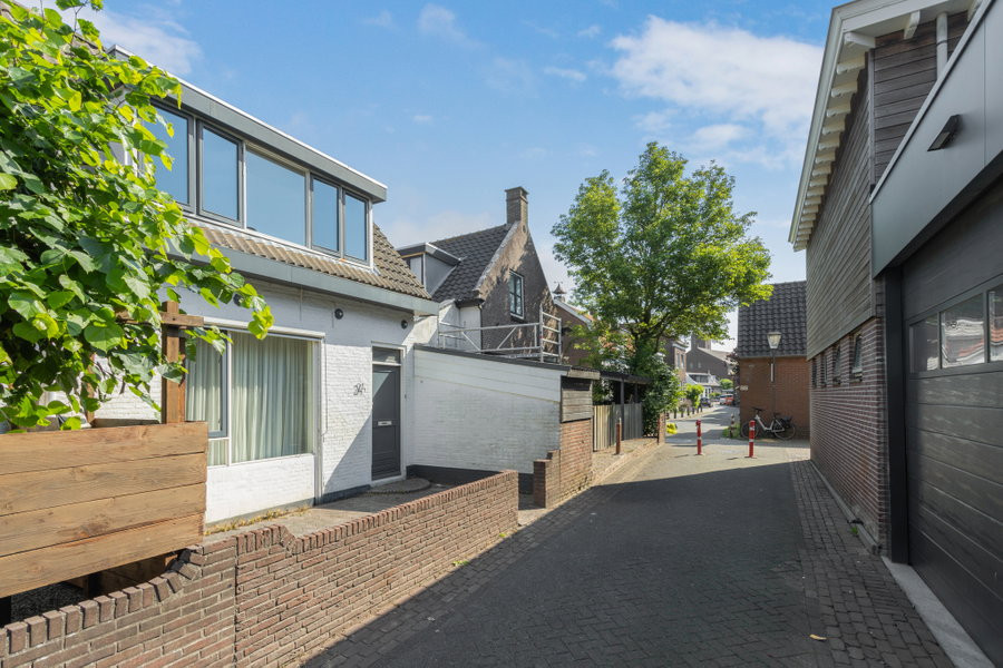 Tussenwoning te koop: Boterstraat 24, Werkendam
