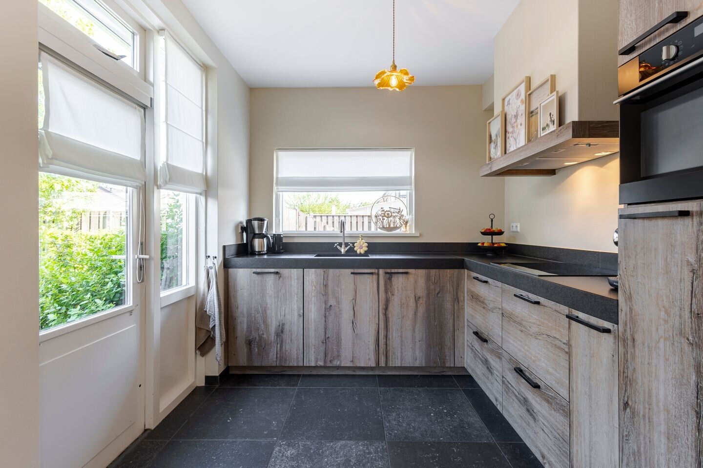 Hoekwoning te koop: Postelstraat 22, Werkendam