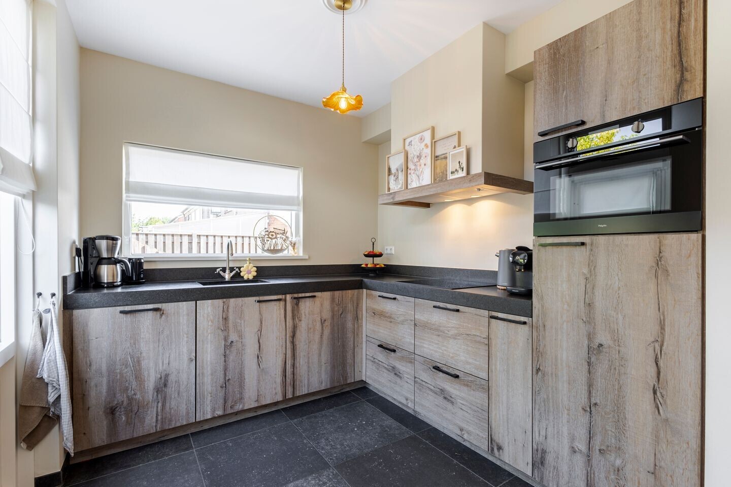 Hoekwoning te koop: Postelstraat 22, Werkendam