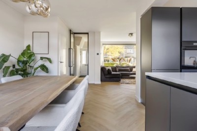 Lindenhof 8