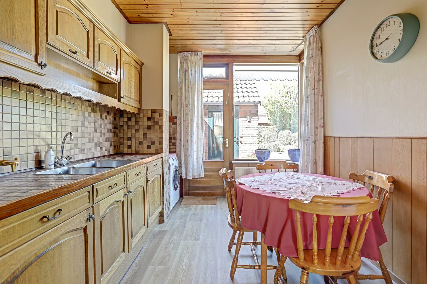 Hoekwoning te koop: Santcade 7, Sleeuwijk