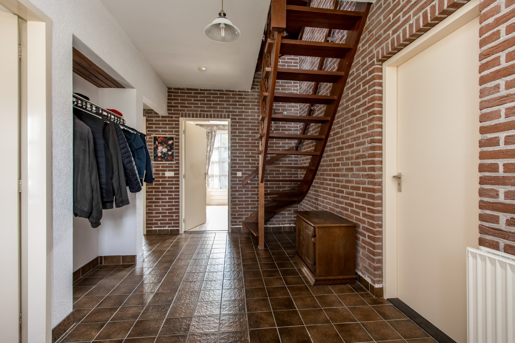 Vrijstaande woning te koop: Violierstraat 5, Wijk En Aalburg