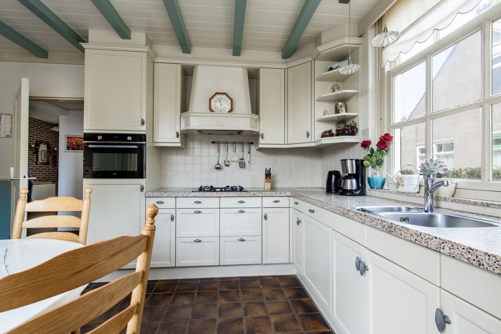 Vrijstaande woning te koop: Violierstraat 5, Wijk En Aalburg