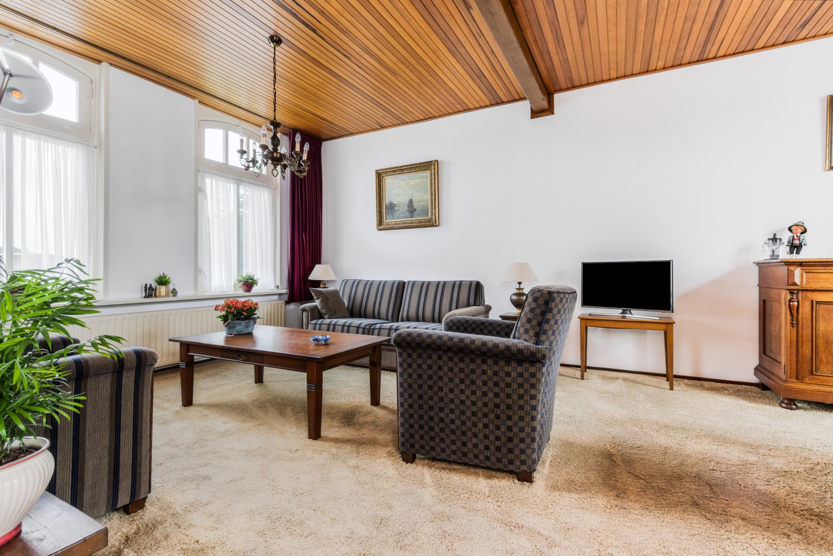 Vrijstaande woning te koop: Maasdijk 335, Veen