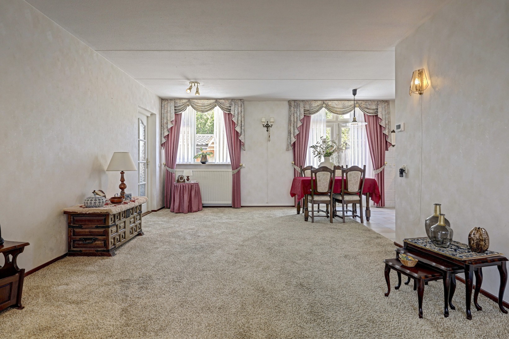 Tussenwoning te koop: Willem de Zwijgerstraat 86, Veen