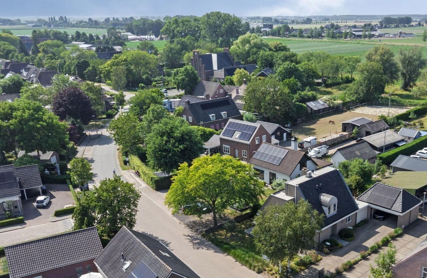 Vrijstaande woning te koop: Hoofdstraat 62, Genderen