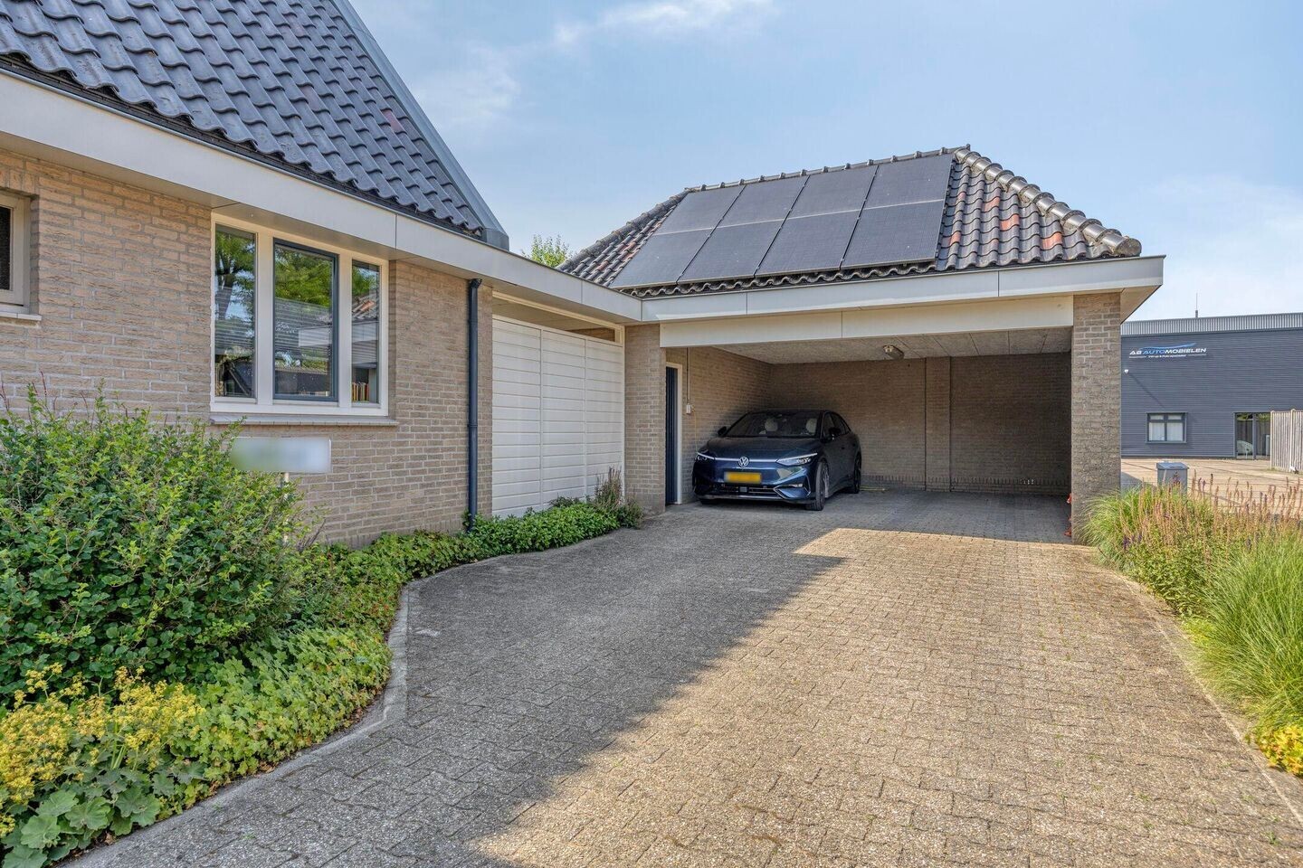 Vrijstaande woning te koop: Hoofdstraat 62, Genderen