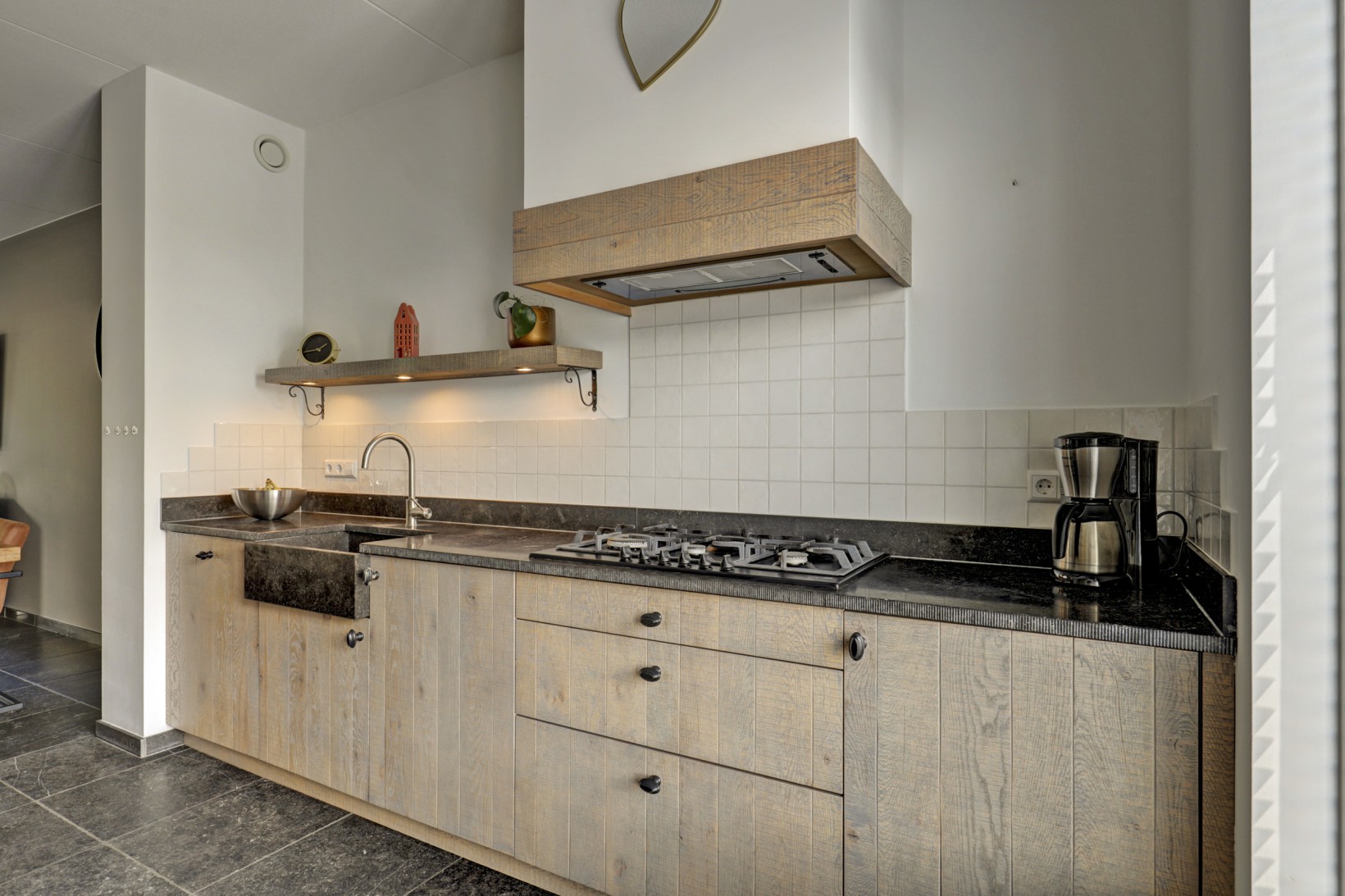 Tussenwoning te koop: Bollenhoef 24, Eethen
