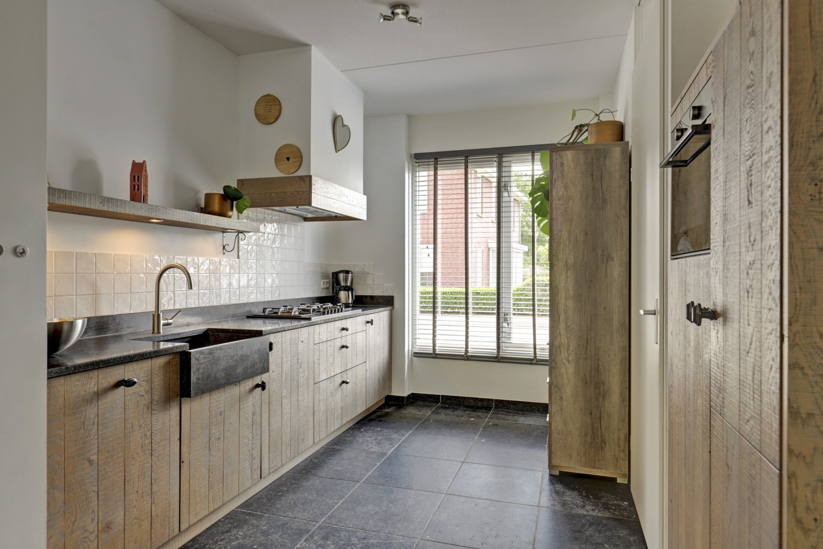 Tussenwoning te koop: Bollenhoef 24, Eethen