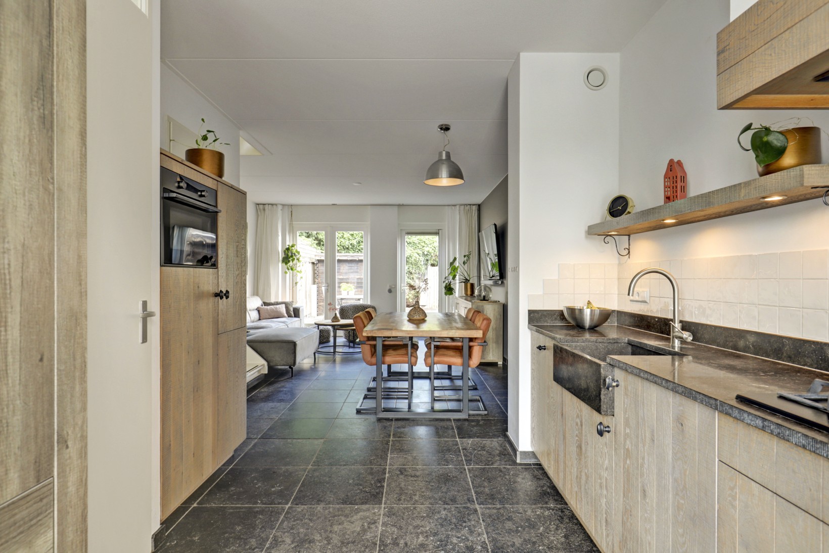 Tussenwoning te koop: Bollenhoef 24, Eethen