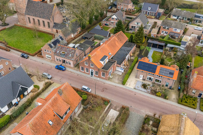 Dorpsstraat 23