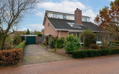 Ridder van. 12
