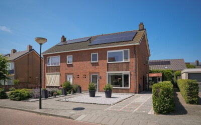 van der Dussenlaan 9