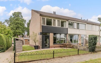 Korenschoof 28
