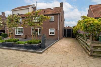 Dorpsstraat 69