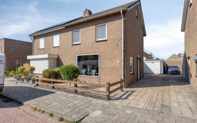 van Hertsbekestraat 10