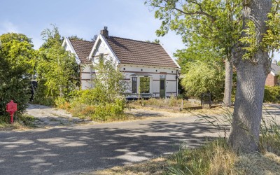 Donkereweg 12