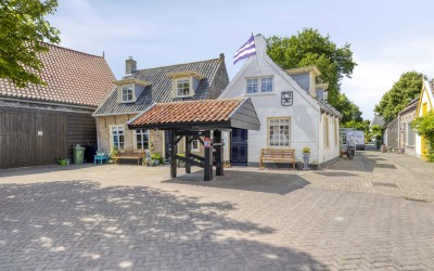 Dorpsstraat 4