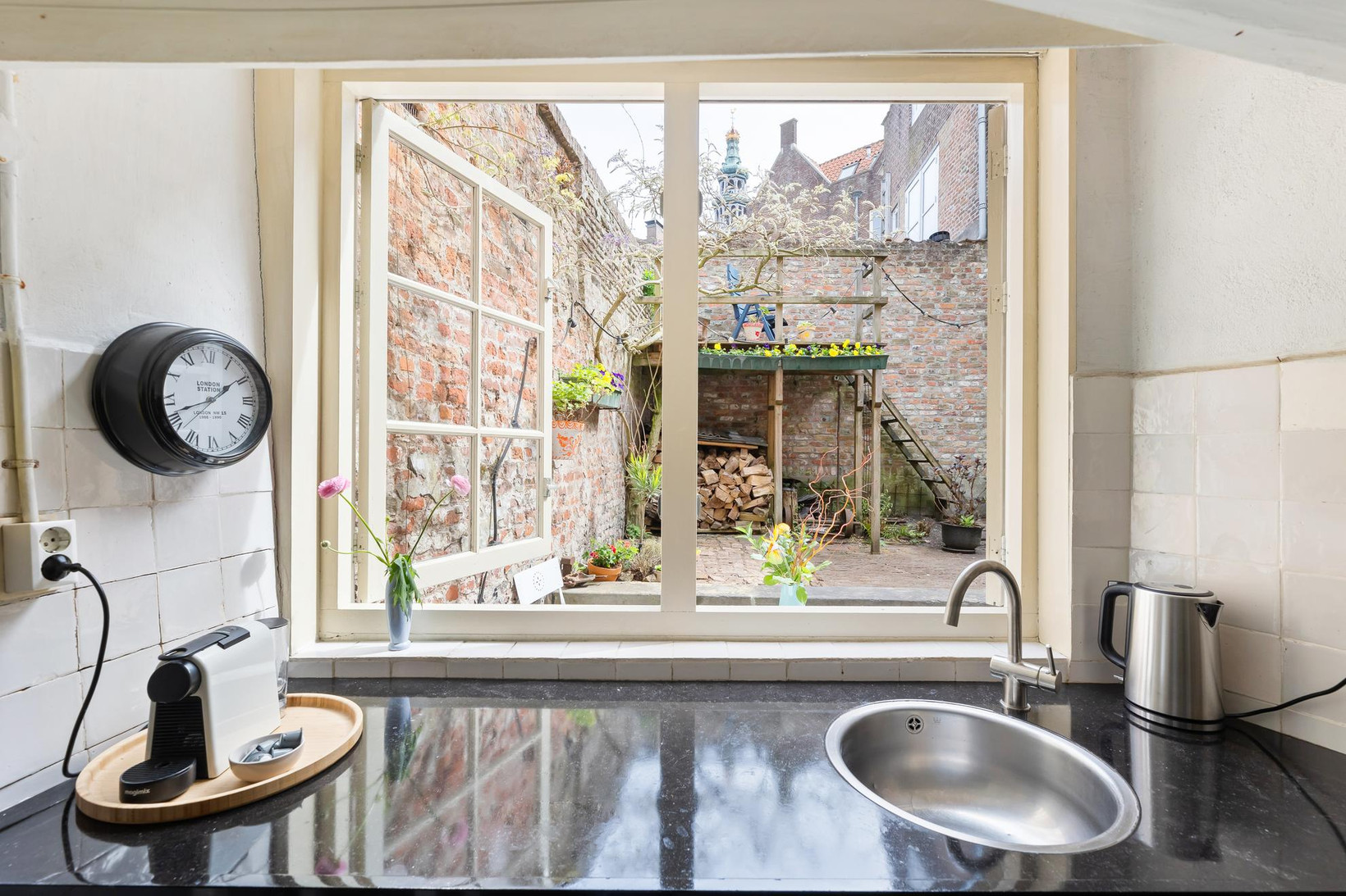 Tussenwoning te koop: Latijnse Schoolstraat 15, Middelburg