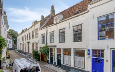 Latijnse Schoolstraat 6