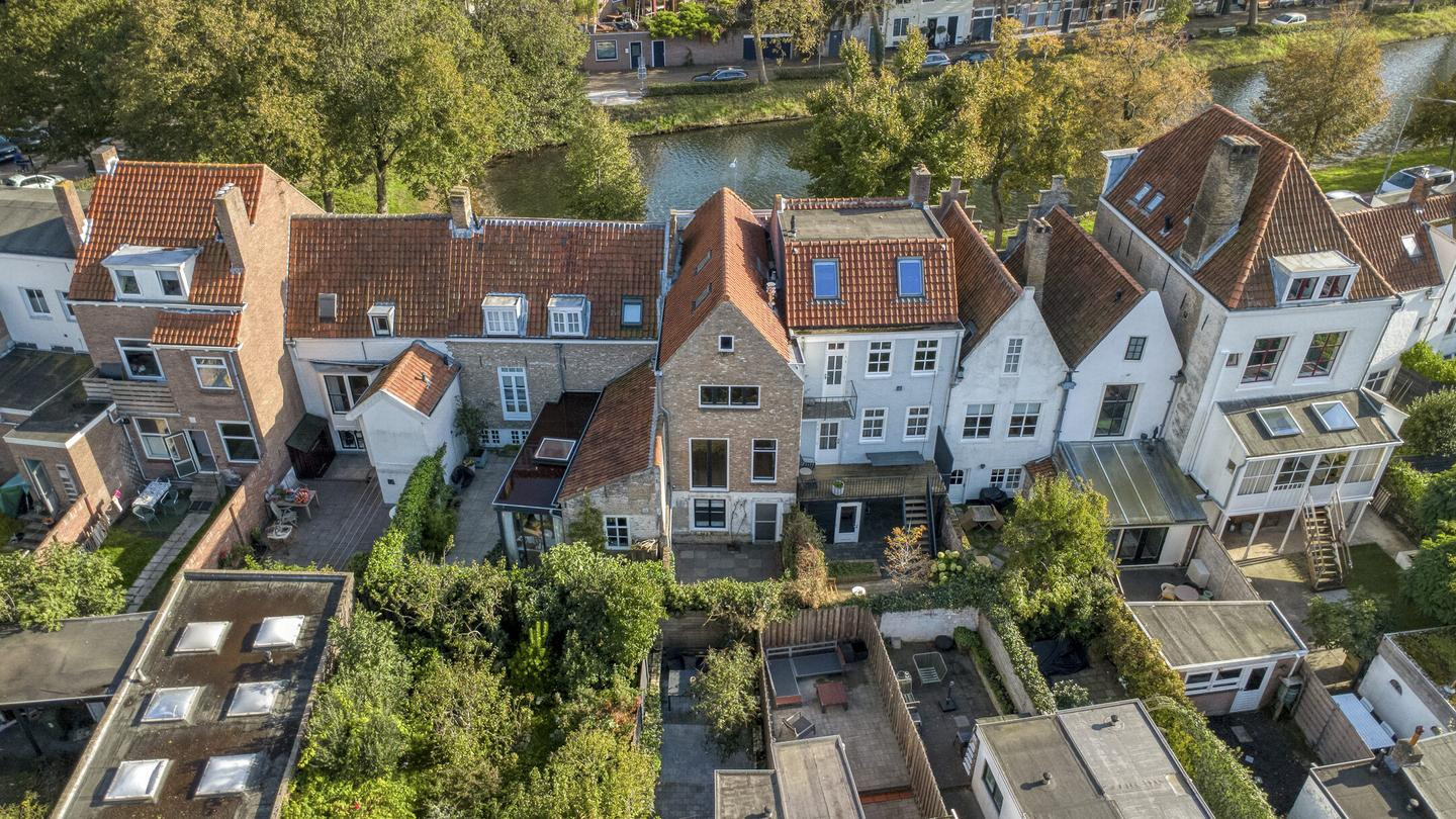 Tussenwoning te koop: Herengracht 16, Middelburg