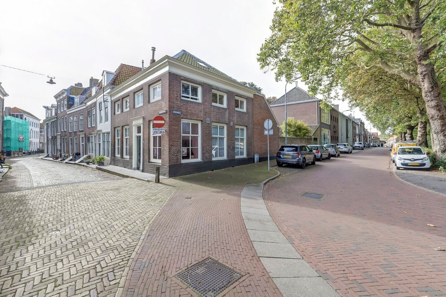 Tussenwoning te koop: Koepoortstraat 13, Middelburg