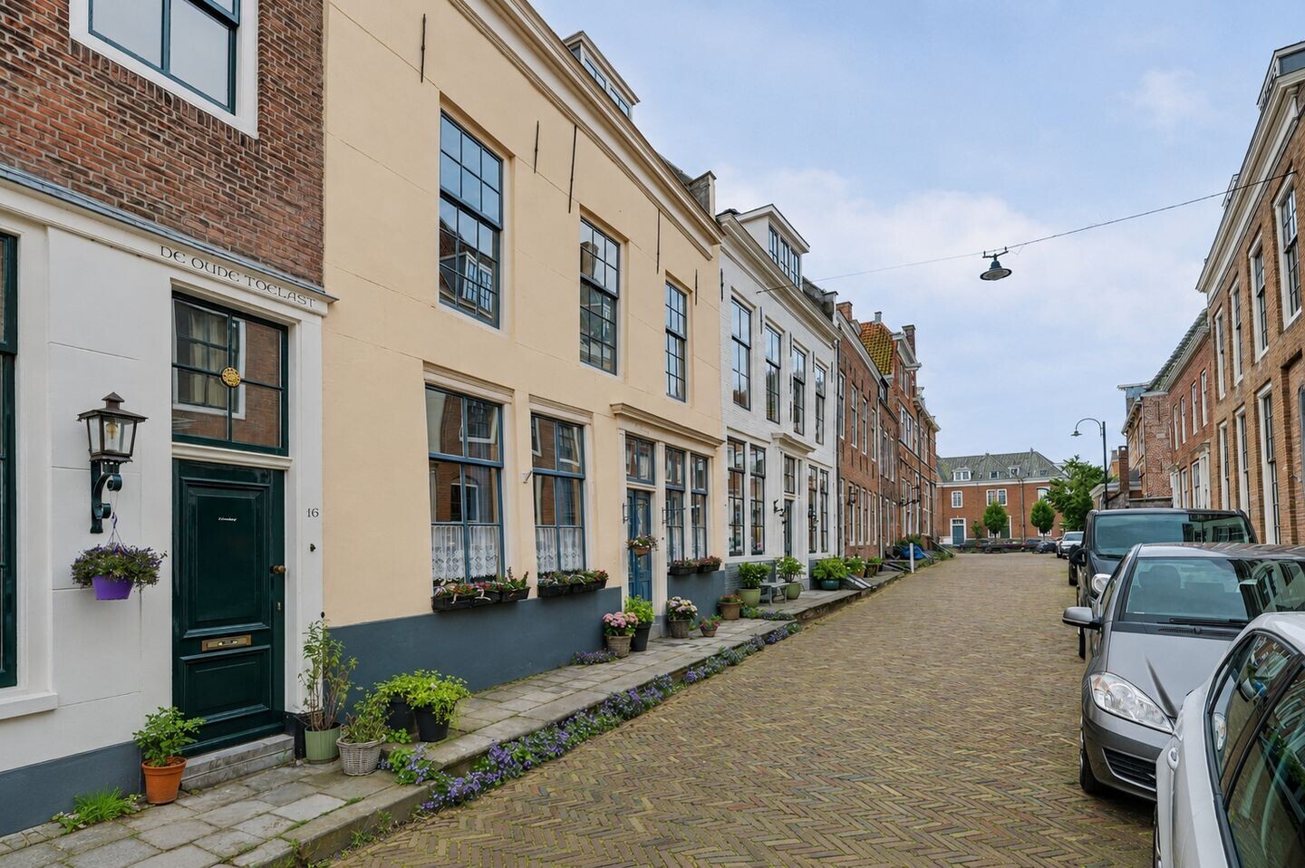 Tussenwoning te koop: Schuitvlotstraat 14, Middelburg