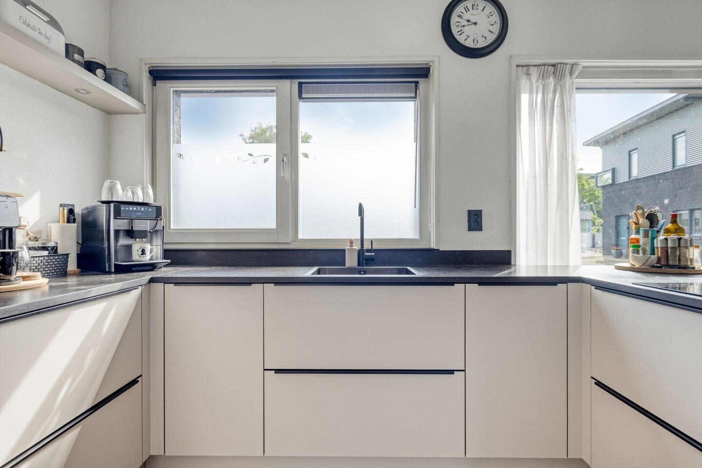 Tussenwoning te koop: Goudplevierhof 5, Middelburg