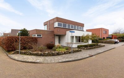 Steenloperstraat 1