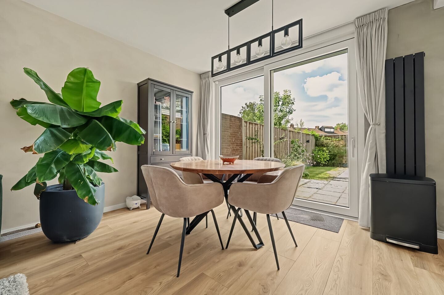 Tussenwoning te koop: Zacharias Jansenstraat 49, Middelburg