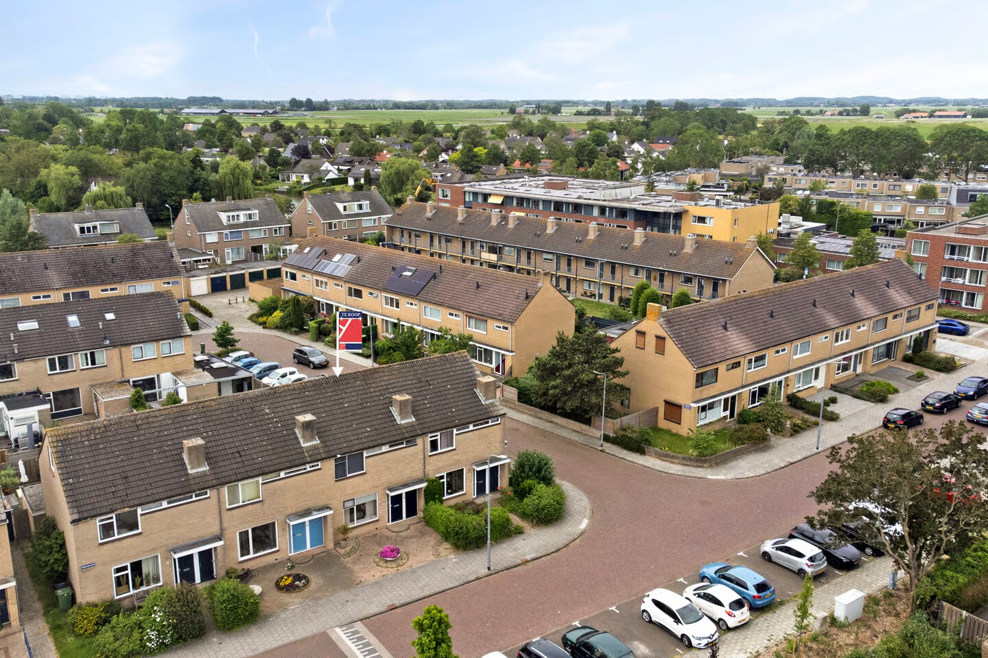 Tussenwoning te koop: Beneluxlaan 19, Middelburg