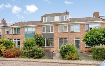Adelaarstraat 68