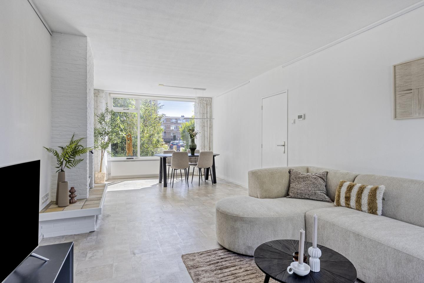 Hoekwoning te koop: Adriaen Obrysstraat 14, Middelburg