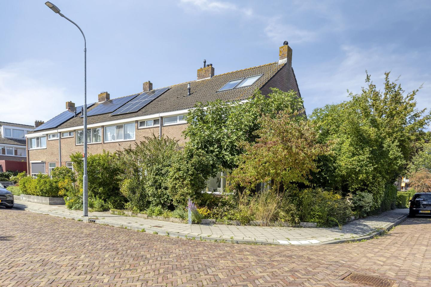 Hoekwoning te koop: Adriaen Obrysstraat 14, Middelburg