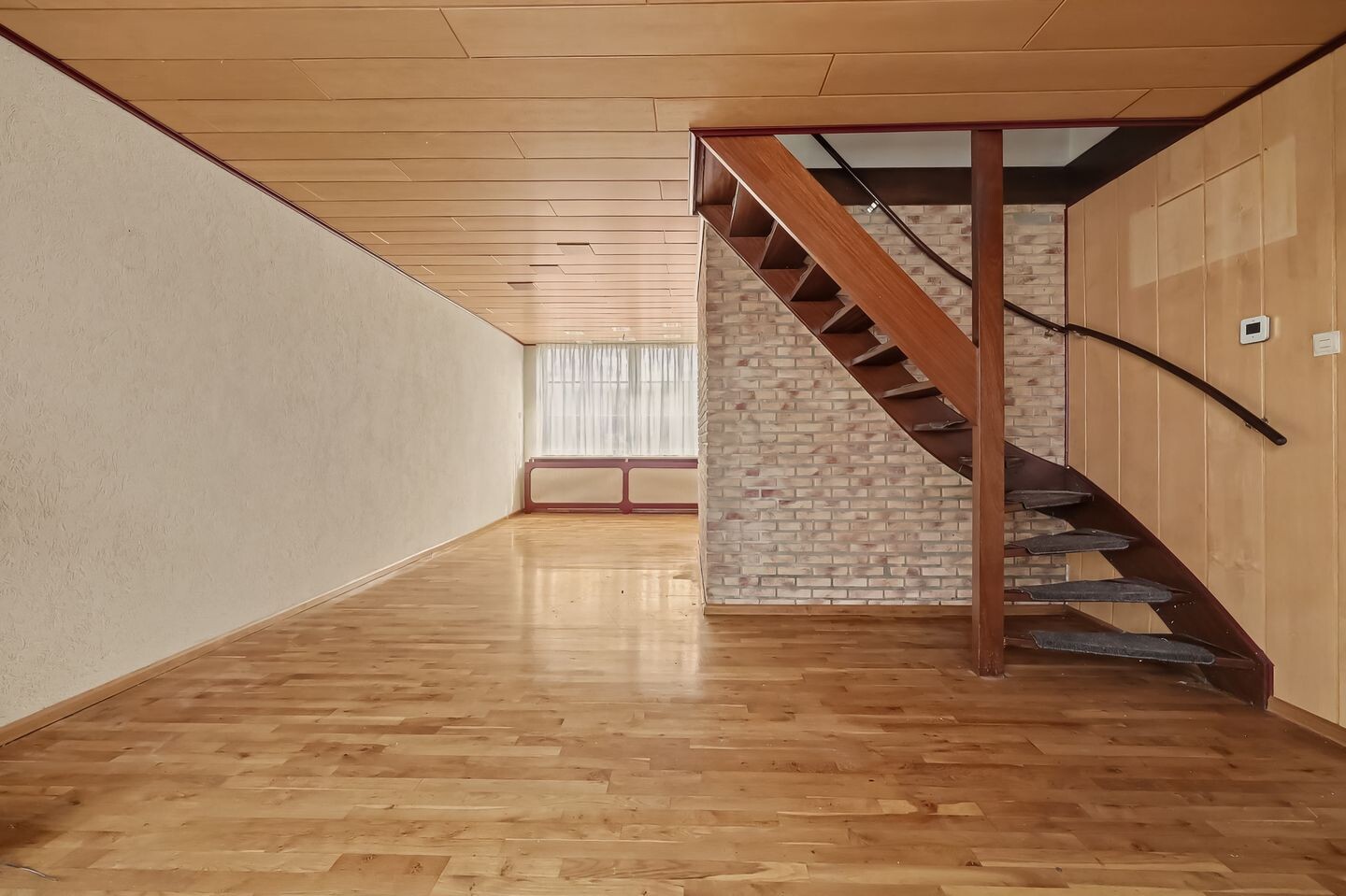 Tussenwoning te koop: Nieuwe Vlissingseweg 164, Middelburg