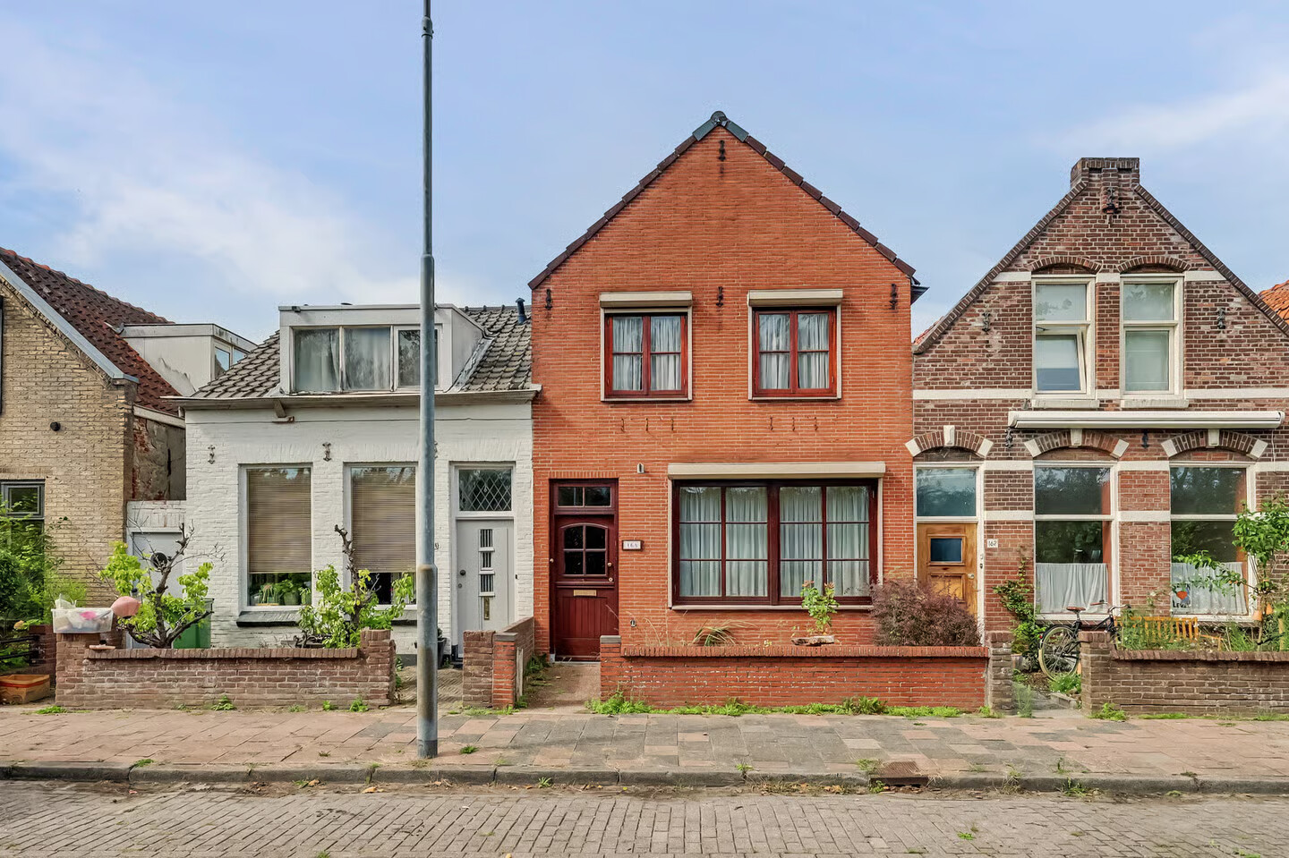 Tussenwoning te koop: Nieuwe Vlissingseweg 164, Middelburg