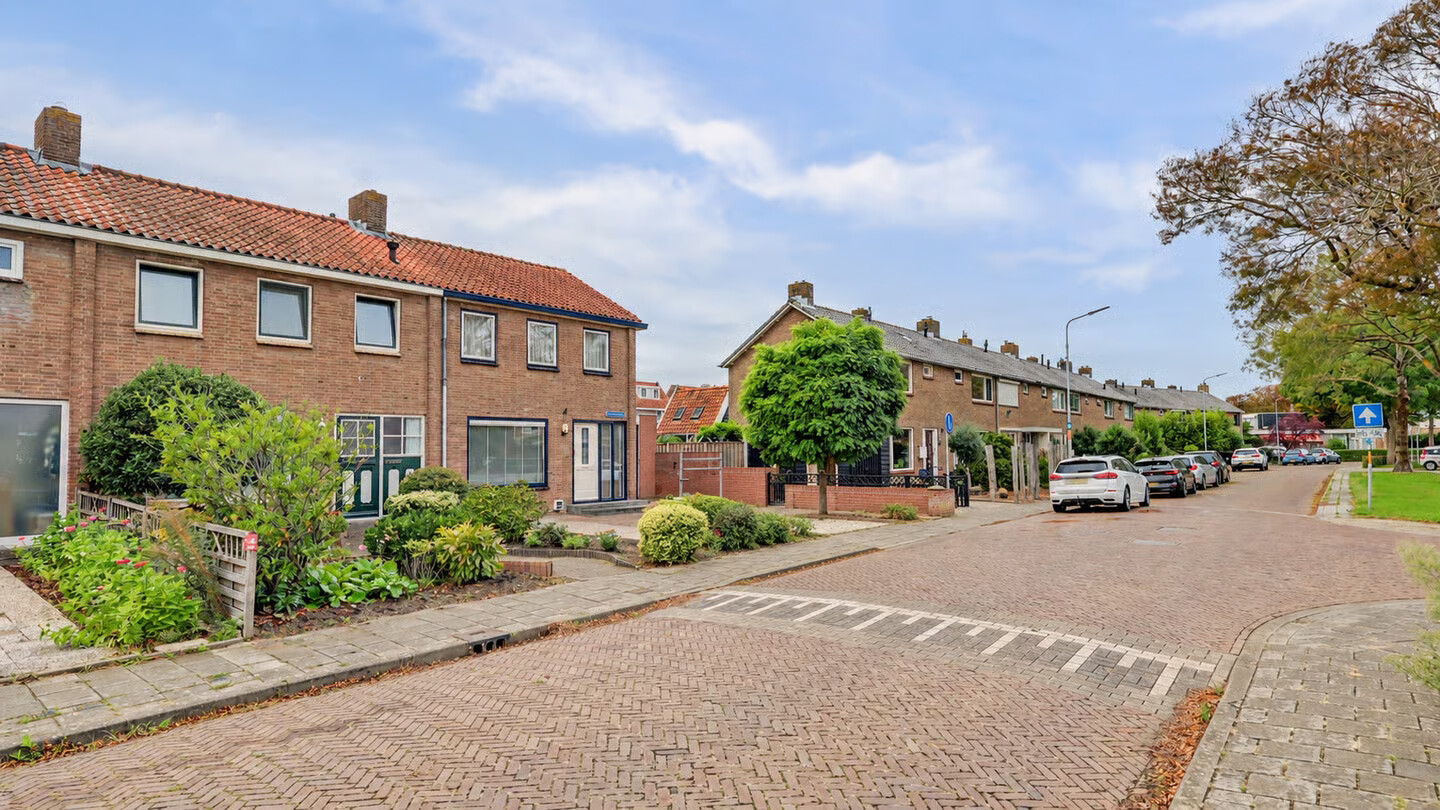 Tussenwoning te koop: IJsselstraat 84, Middelburg