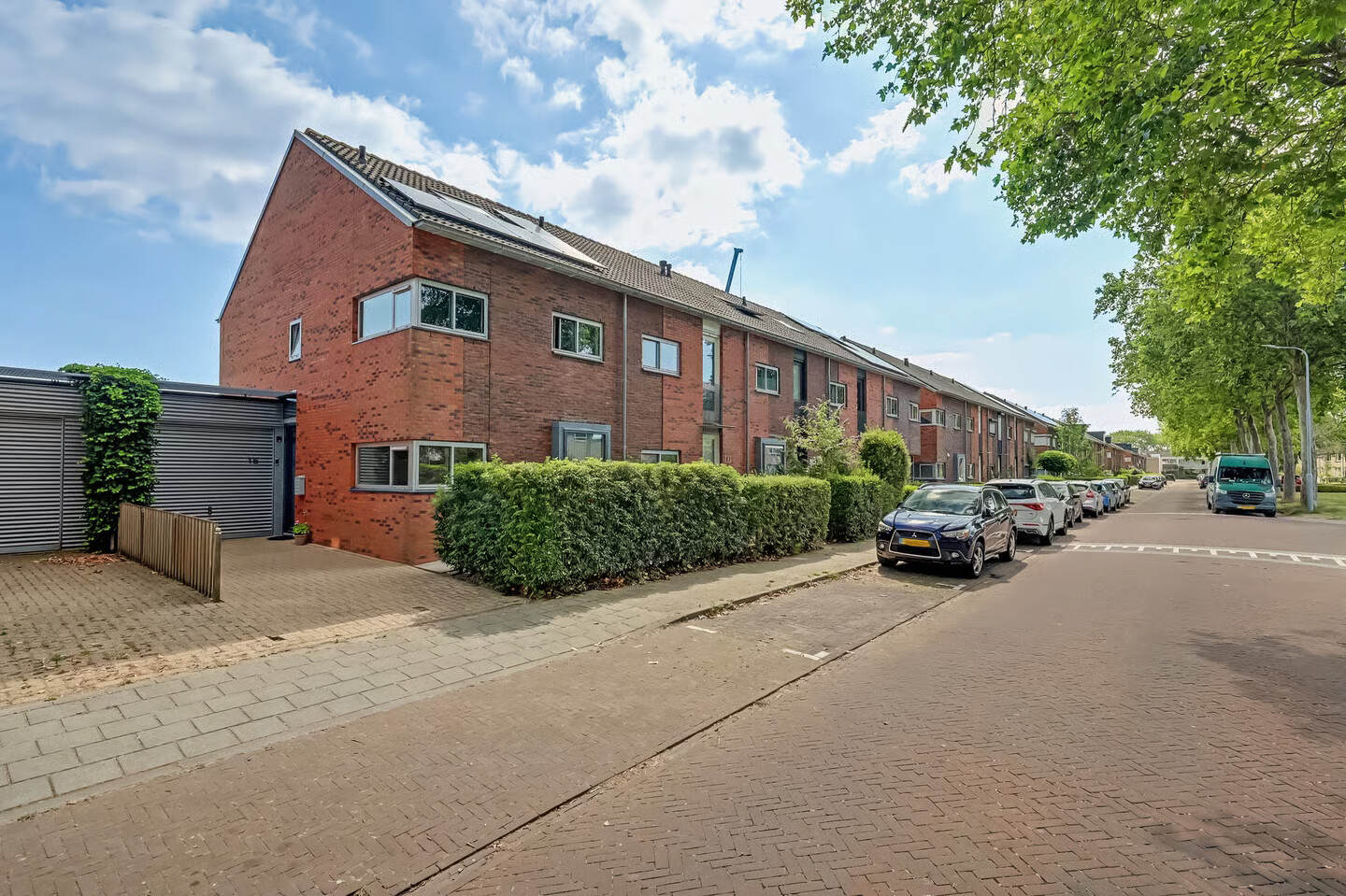 Tussenwoning te koop: Volkerakstraat 15, Middelburg