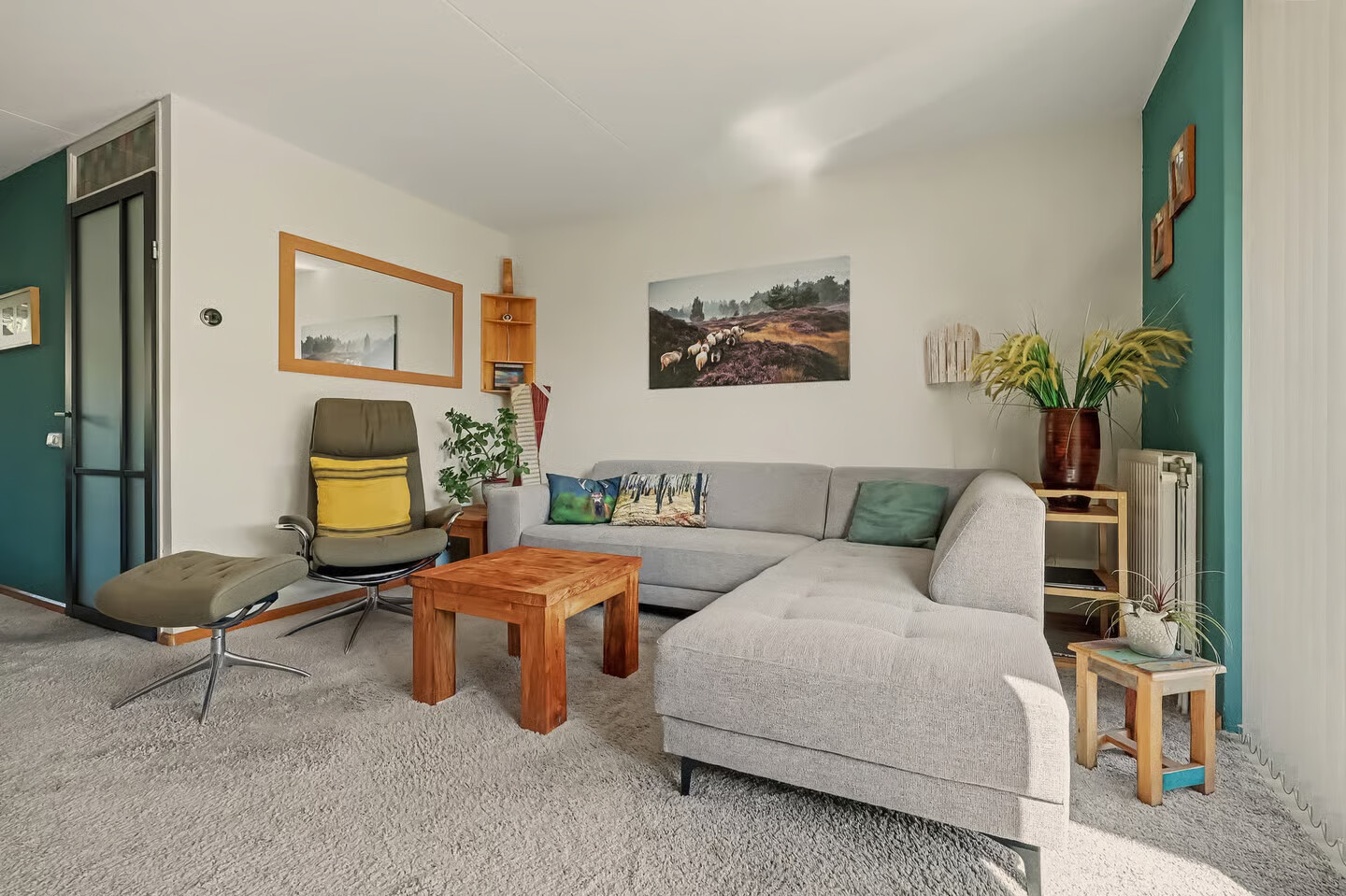 Tussenwoning te koop: Volkerakstraat 15, Middelburg