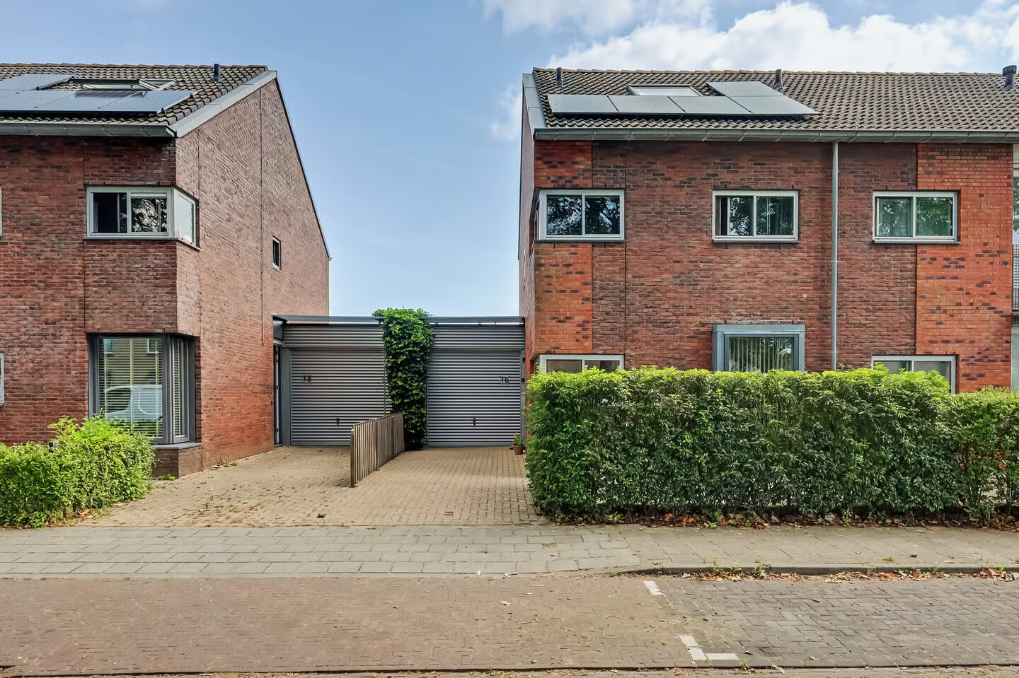 Tussenwoning te koop: Volkerakstraat 15, Middelburg