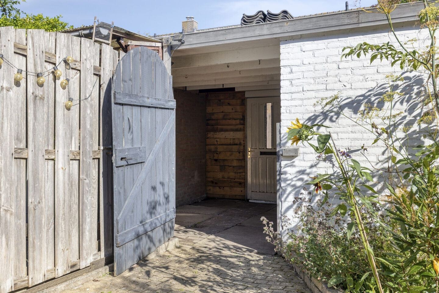 Tussenwoning te koop: Stadhouderslaan 55, Middelburg