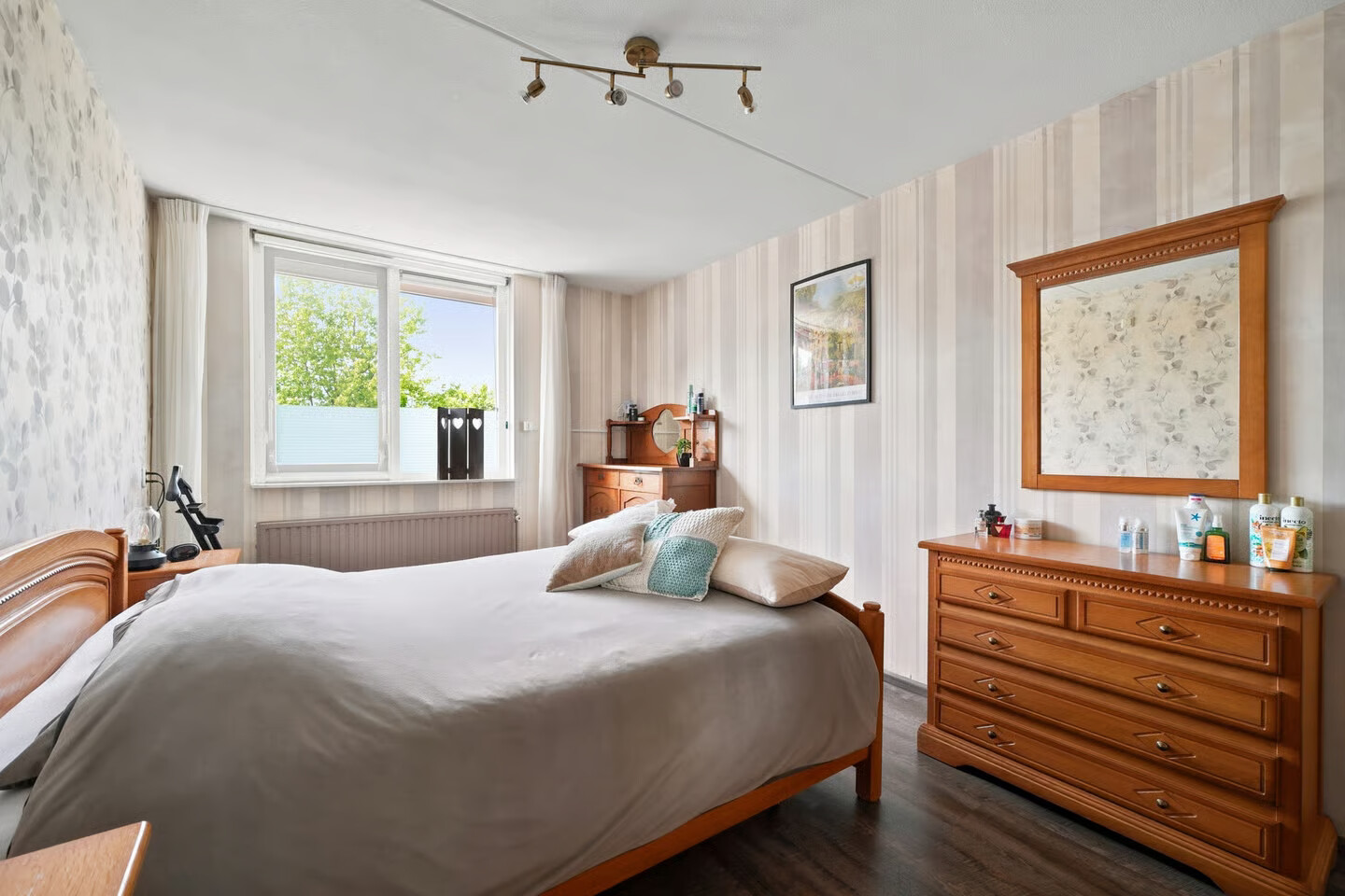 Hoekwoning te koop: Kingstraat 1, Middelburg
