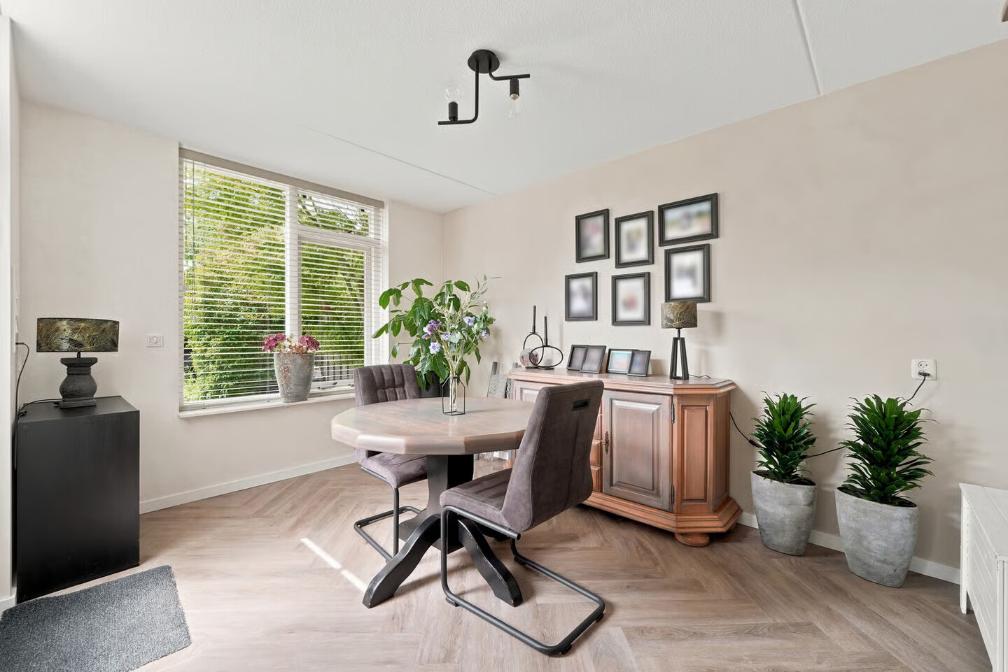 Hoekwoning te koop: Kingstraat 1, Middelburg
