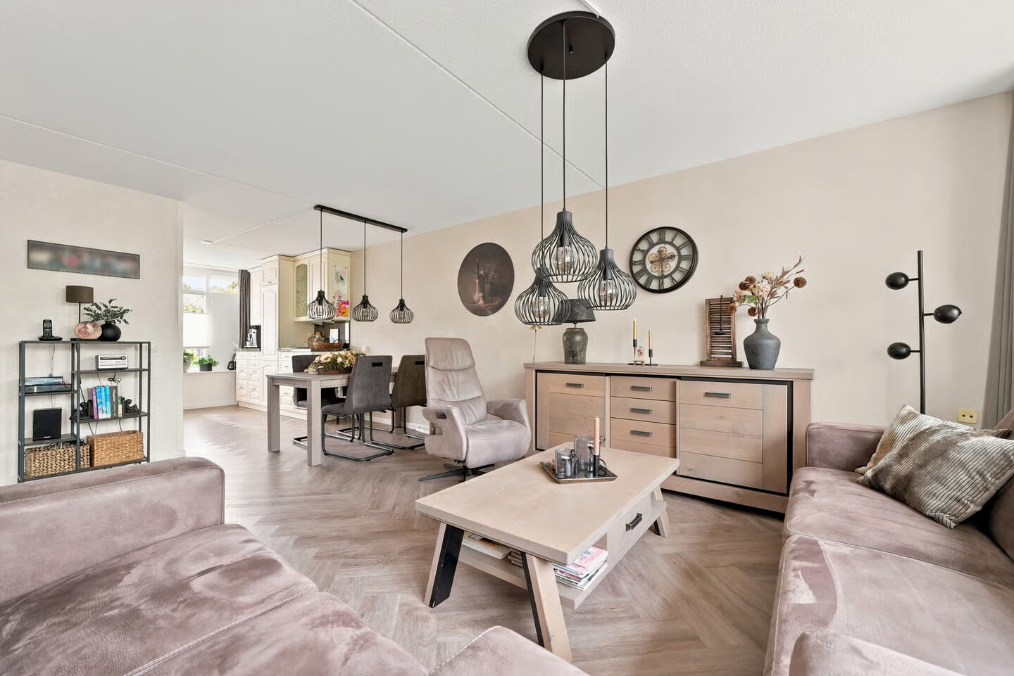 Hoekwoning te koop: Kingstraat 1, Middelburg